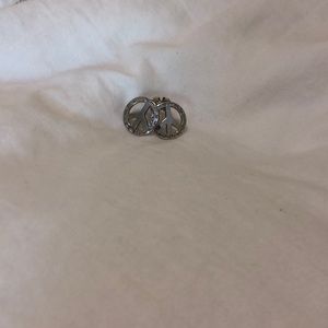 Peace sign earrings in silver